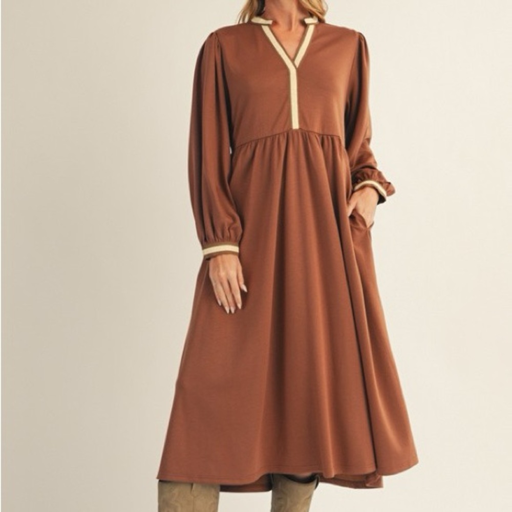 JODIFL Brown Long Sleeve Dress with Cream Accents